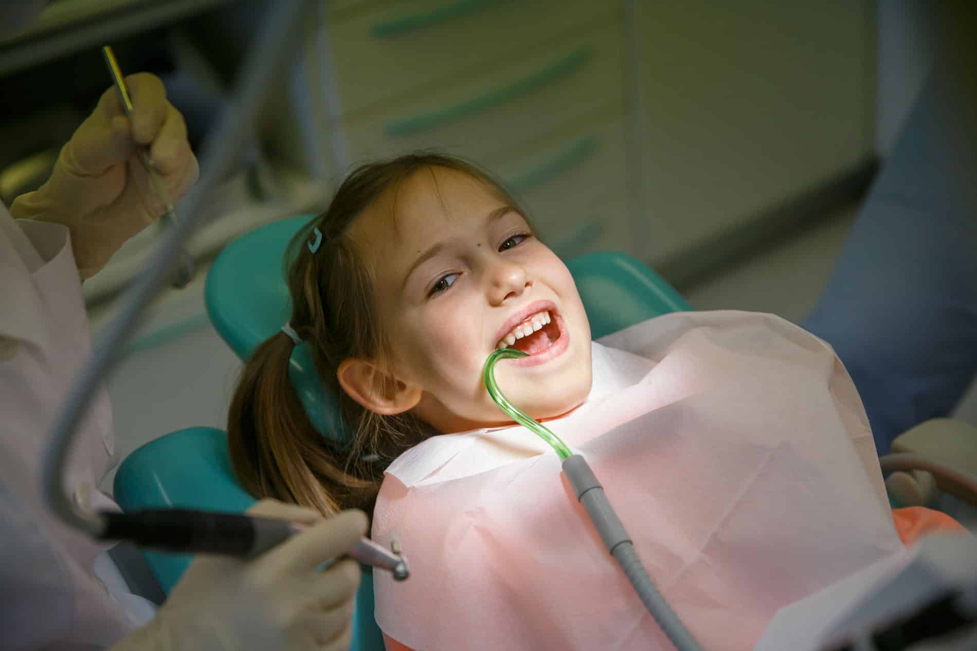 Prima visita dal dentista pediatrico
