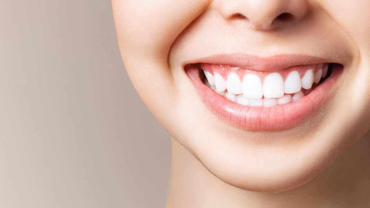 Bruxismo: cos’è e come si cura il digrignamento dei denti