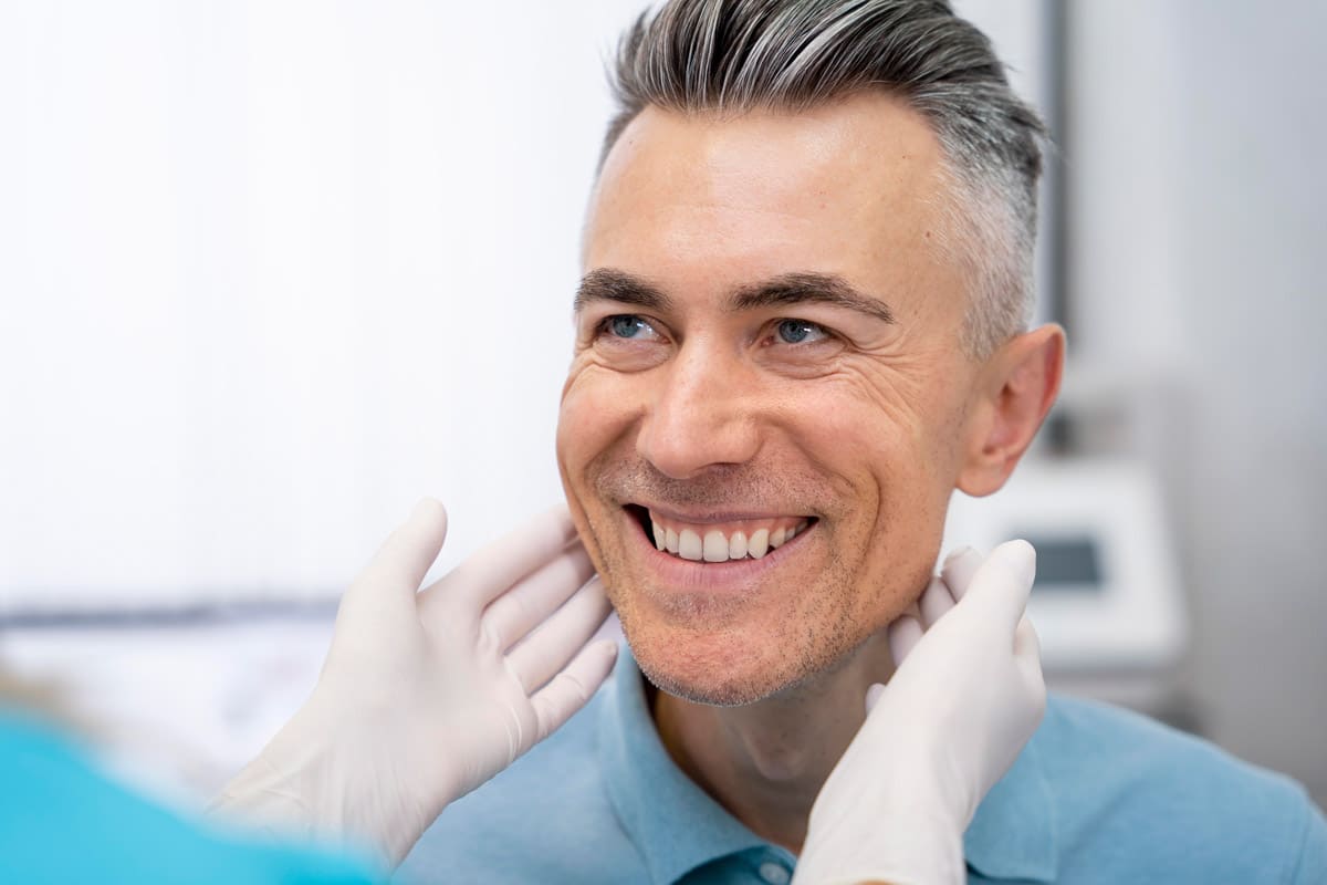 Percentuale di successo degli impianti dentali: quanto durano e come prevenire i rischi